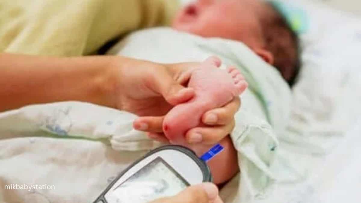 Checking blood glucose in newborn babies